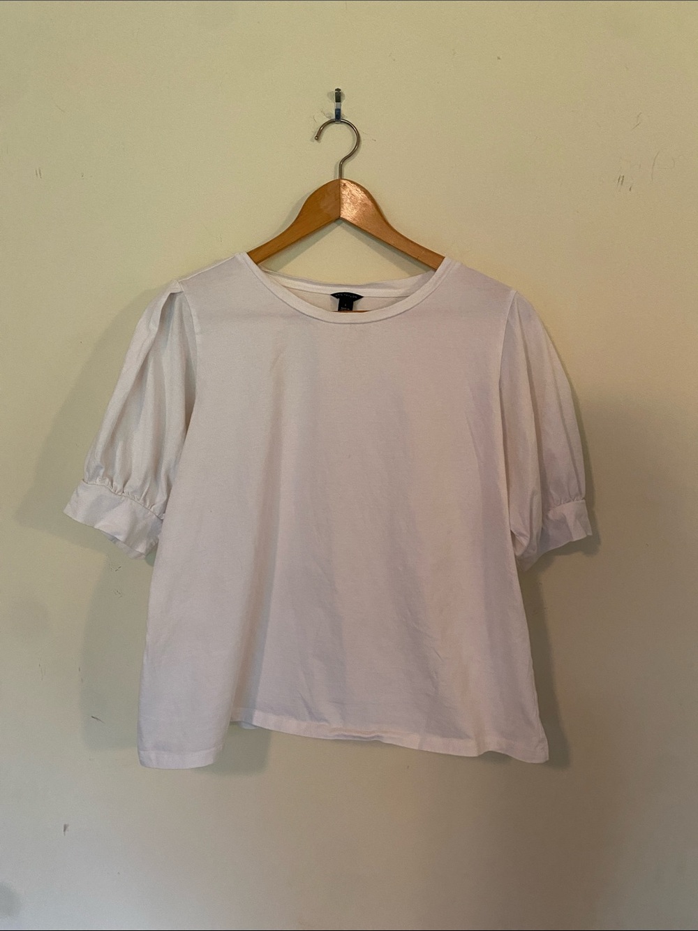 Ann Taylor White Puff Short Sleeve Tee